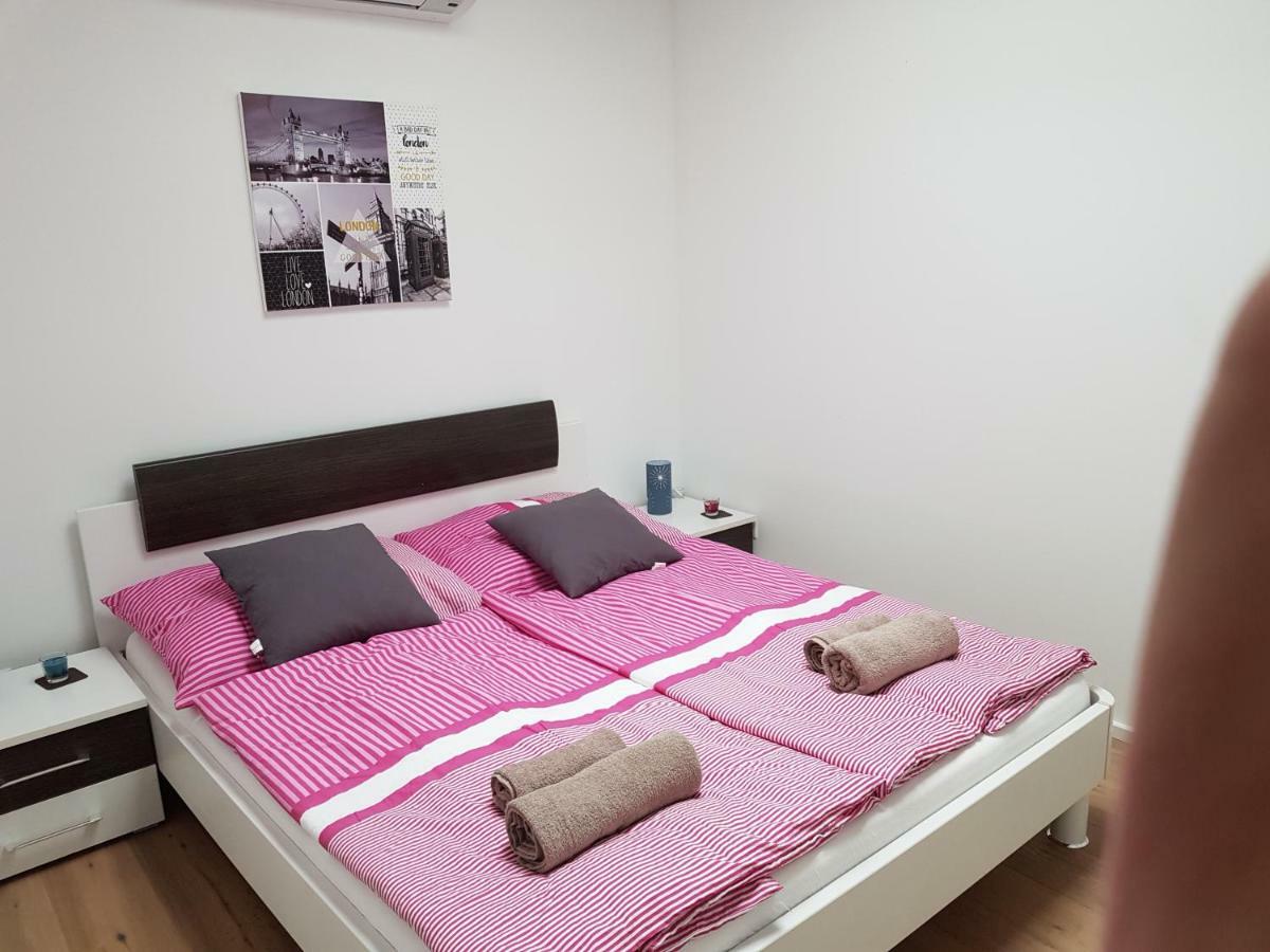 Wunderschones Apartment Vienna Esterno foto